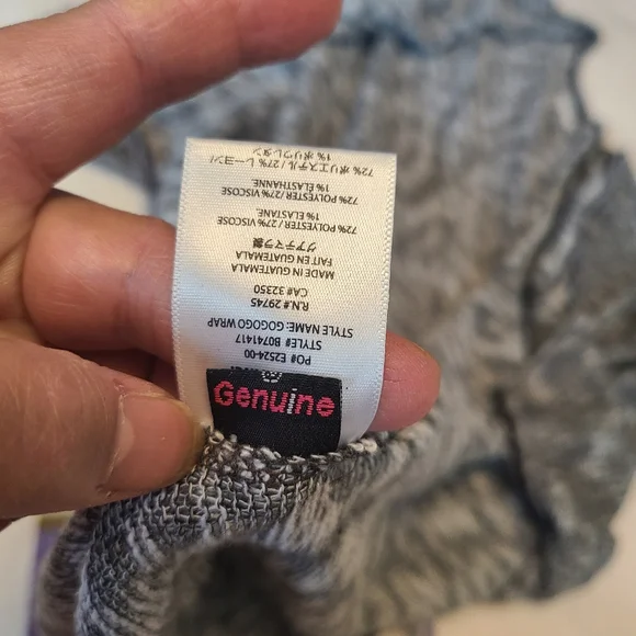 Volcom Cardigan - Picture 10 of 11